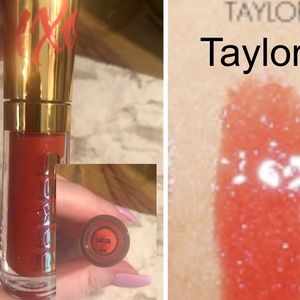 🛑SOLD🛑 Buxom lip gloss Sorry Poshmark won’t let me delete the listing